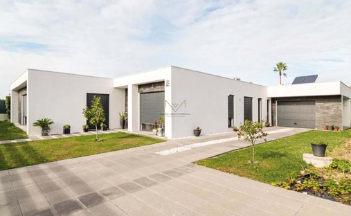 Villa in Amora, Setúbal Municipality, Portugal 1