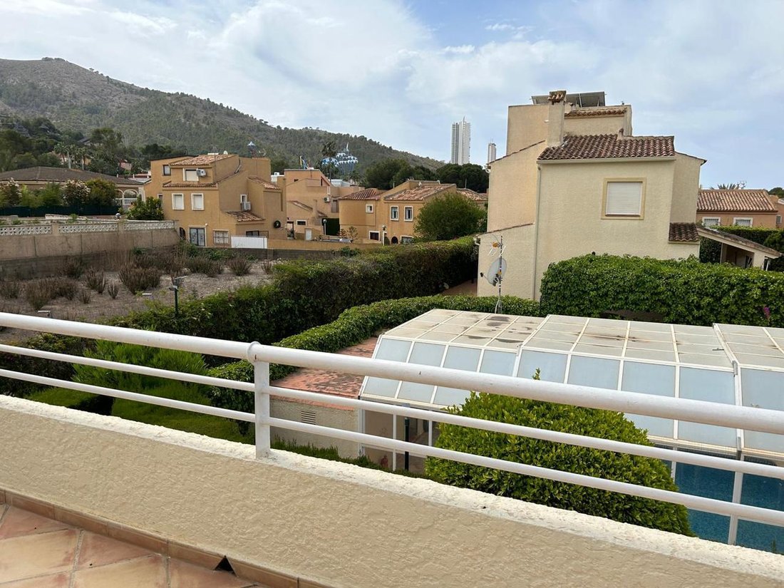 Villa in Benidorm, Valencian Community, Spain 1 - 14296254