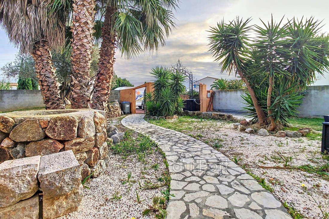 Villa in Saint-Cyprien, Occitania, France 2 - 13590135
