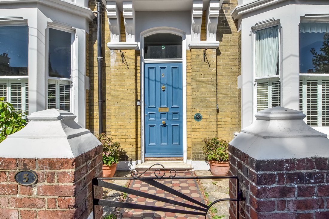 House in Southsea, England 1 - 14295140