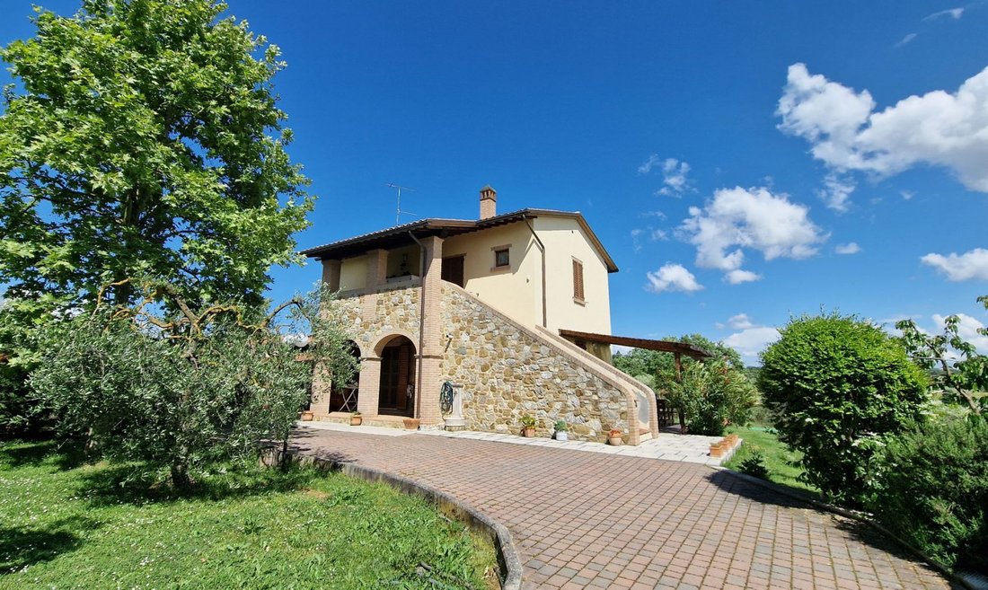 Casa en Foiano della Chiana, Toscana, Italia 1 - 14296190