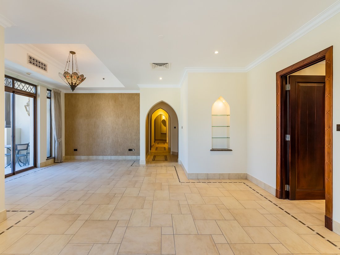 Apartment in Downtown Dubai, Dubai, United Arab Emirates 3 - 14295324