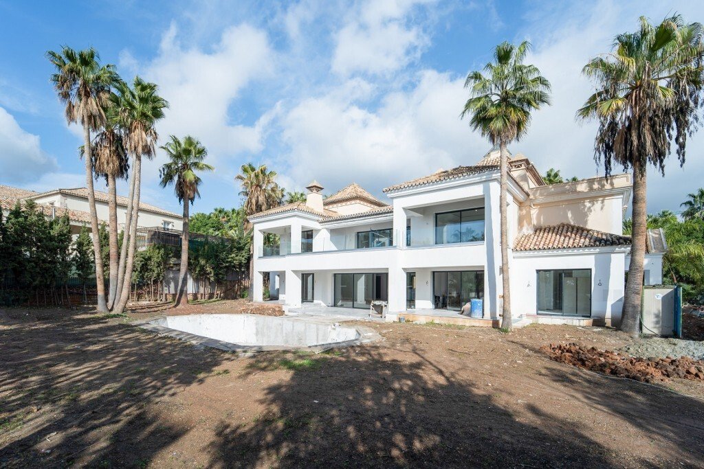 Villa in Sierra Blanca, Marbella, Spain 2 - 14296105