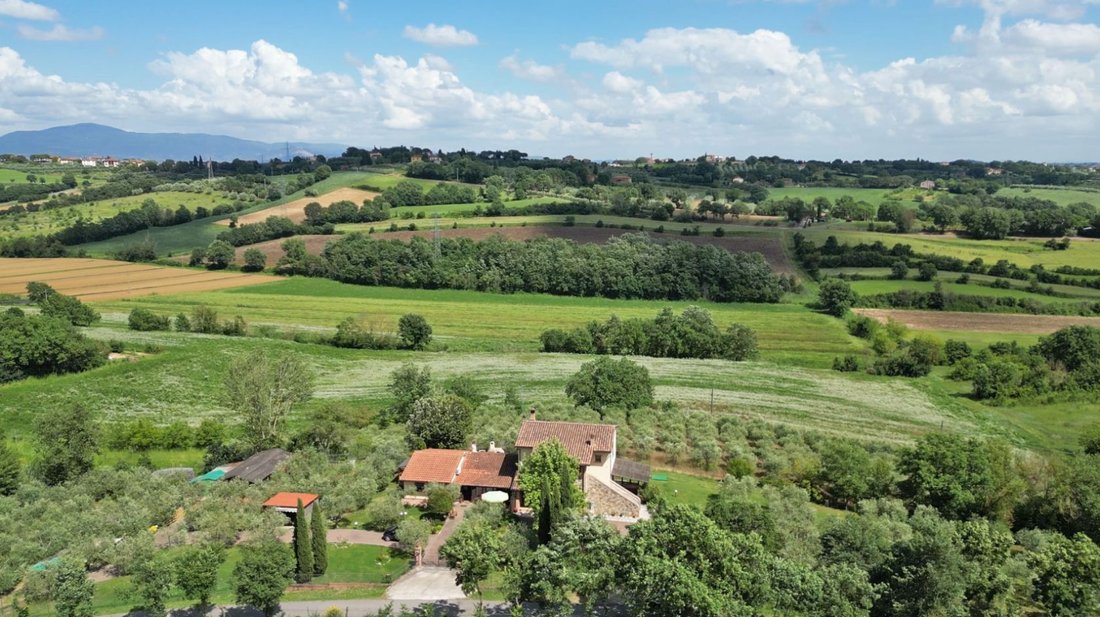Casa en Foiano della Chiana, Toscana, Italia 2 - 14296190