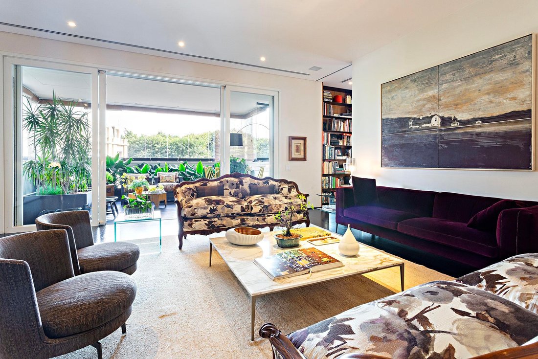 Apartment in São Paulo, State of São Paulo, Brazil 2 - 14301627