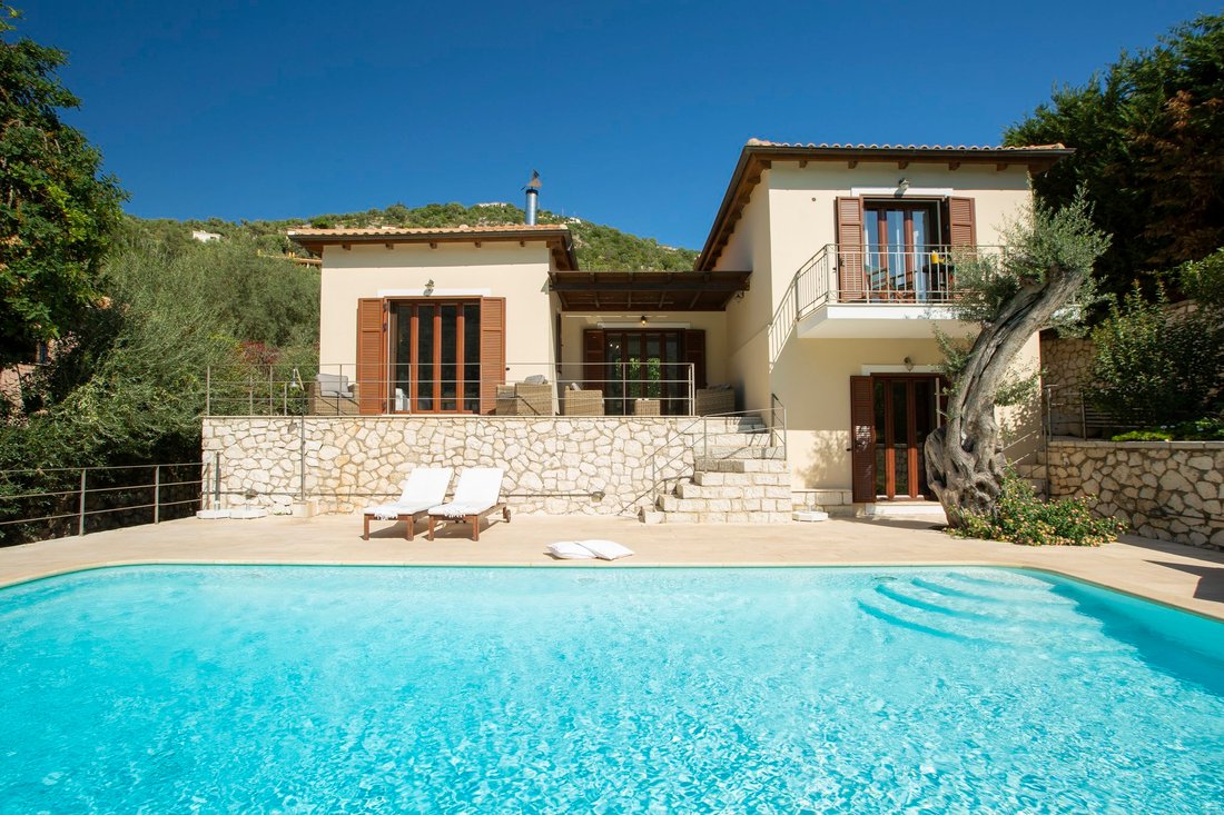 House in Basilikis, Apollonioi, Greece 4 - 14301600