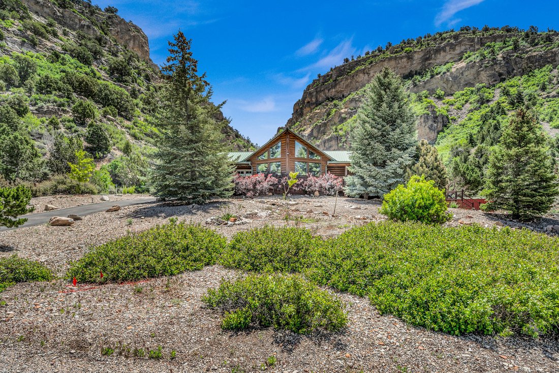 Wayne Canyon Cabin In New Harmony, Utah, United States For Sale (14297227)