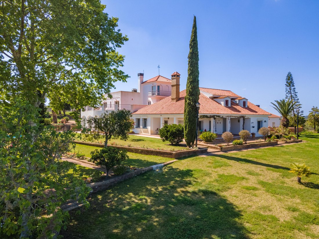 Estate in Huelva, Andalusia, Spain 1 - 14299496