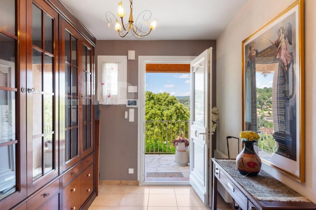 Villa in Trans-en-Provence, Provence-Alpes-Côte d'Azur, France 2 - 14299950