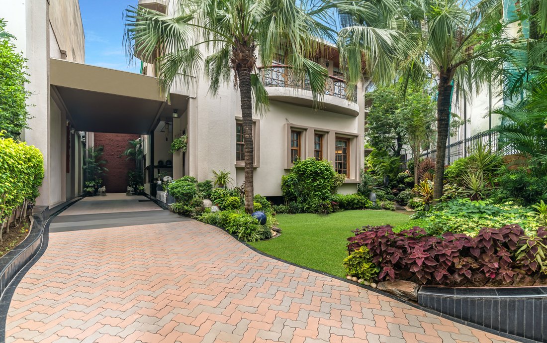 Bungalow In Golf Links In New Delhi, Delhi, India For Sale (12996752)