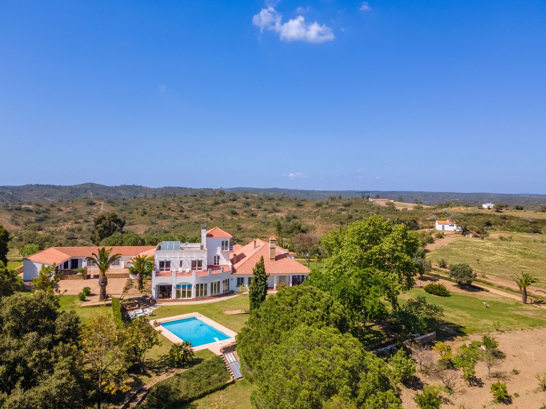 Estate in Huelva, Andalusia, Spain 3 - 14299496