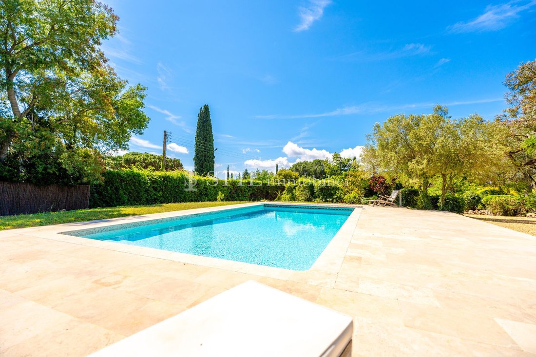Villa in Grimaud, Provence-Alpes-Côte d'Azur, France 2 - 14297600