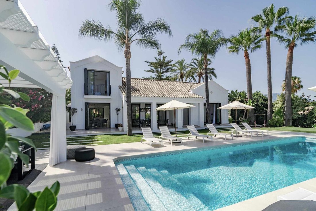 House in Puerto Banus, Marbella, Spain 1 - 14297947