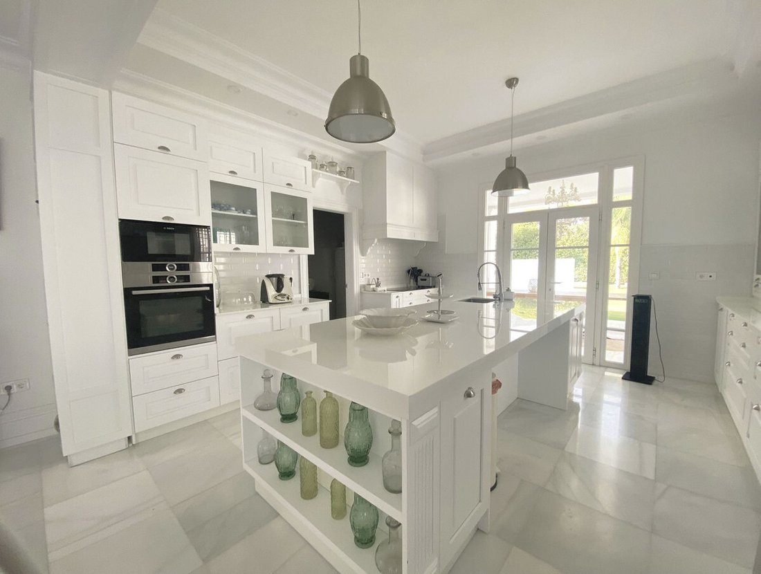 House in Marbella, Andalusia, Spain 5 - 14298075