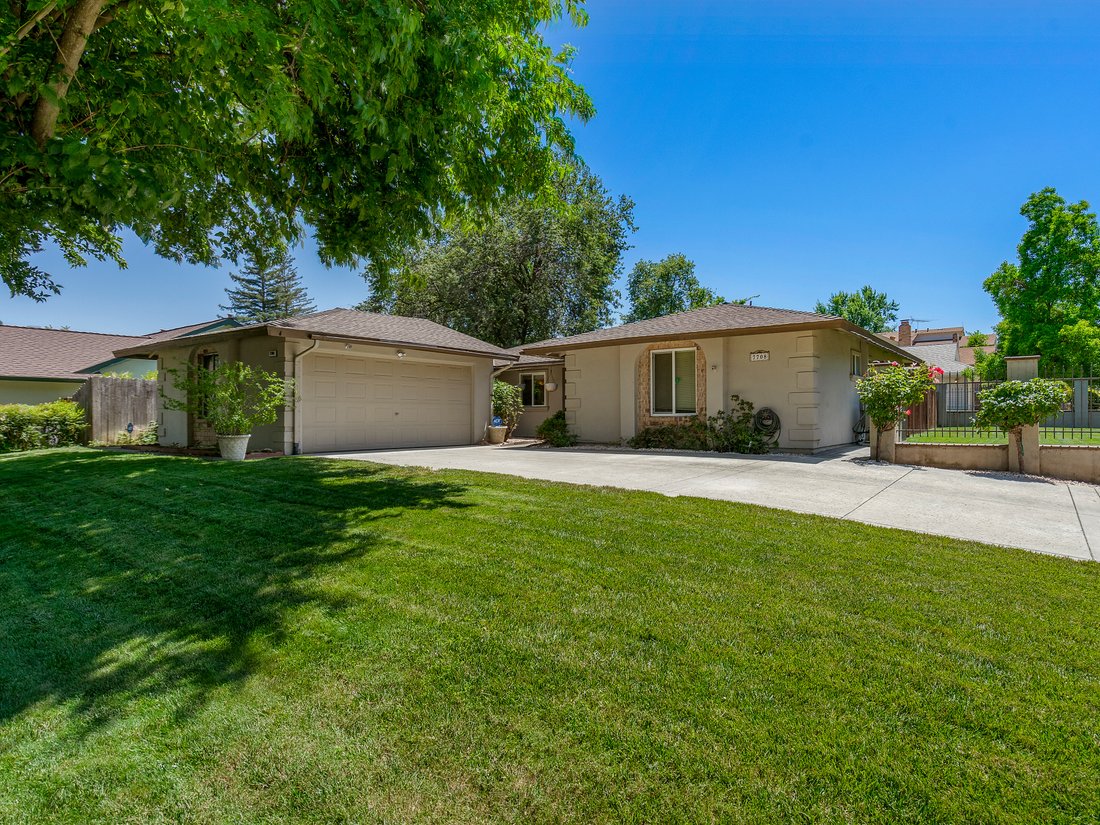 7708 N Ridge Drive, Citrus In Citrus Heights, California, United States