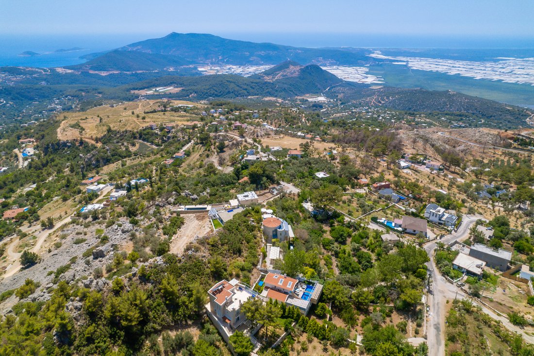 Villa in İslamlar, Antalya, Turkey 1 - 14306182