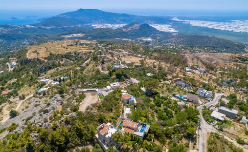 Villa in İslamlar, Antalya, Turkey 1