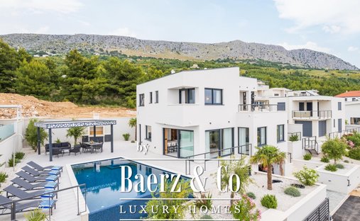 Townhouse in Sveti Martin, Split-Dalmatia County, Croatia 1