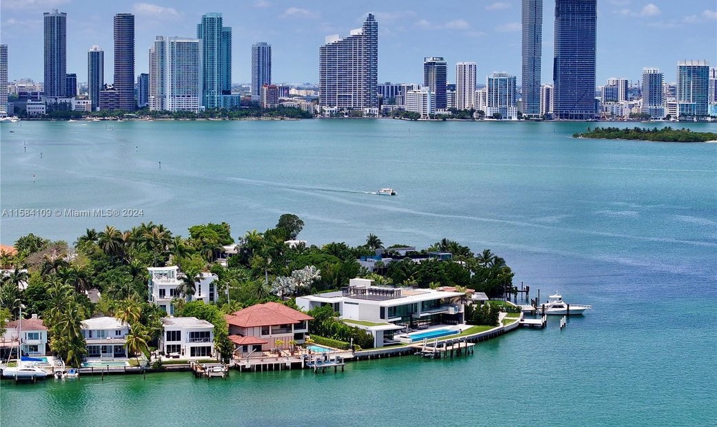 House Miami Beach In Miami Beach, Florida, United States For Sale