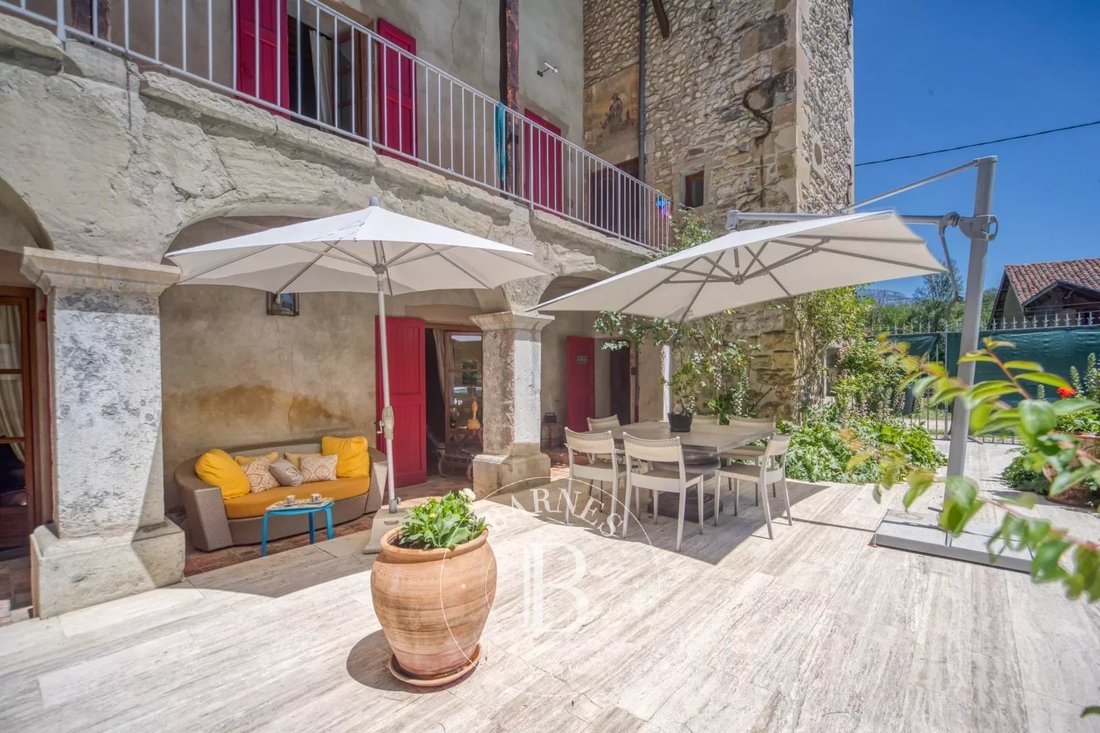 Sale Manor House Grenoble In Grenoble, Auvergne Rhône Alpes, France For