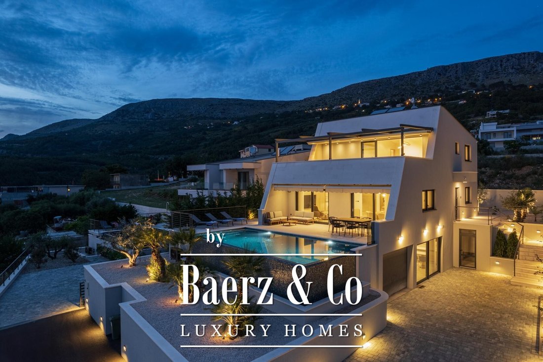 Villa in Grljevac, Split-Dalmatia County, Croatia 1 - 14305148