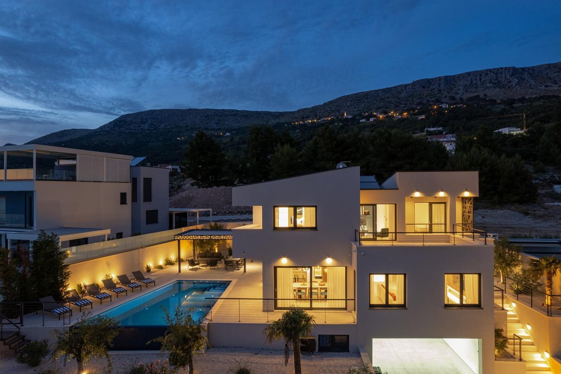 Villa in Sveti Martin, Split-Dalmatia County, Croatia 4 - 12620754