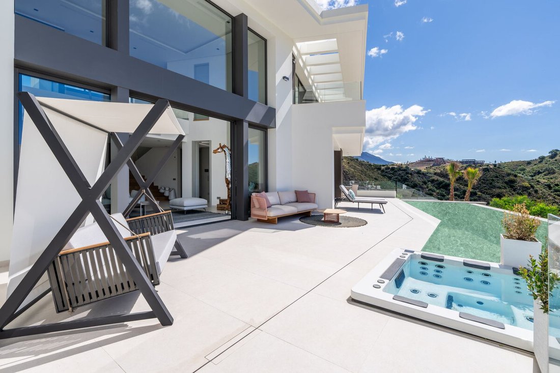 Villa in Tolox, Andalusia, Spain 3 - 14305838