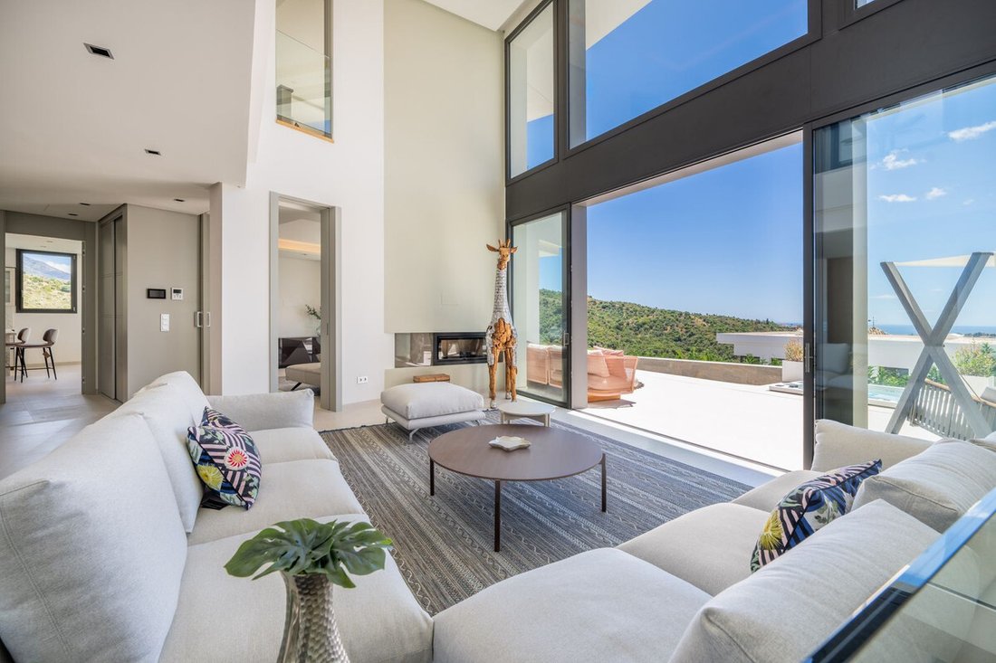 Villa in Tolox, Andalusia, Spain 2 - 14305838