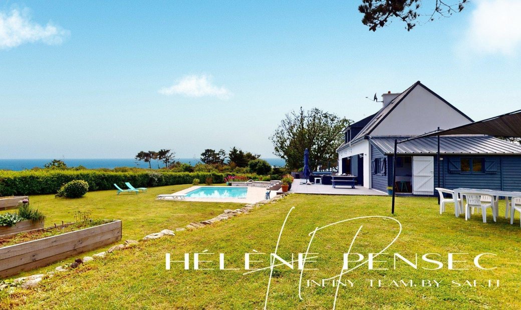 Maison Rénovée De 166 M² Avec Jardin In Moëlan Sur Mer, Brittany