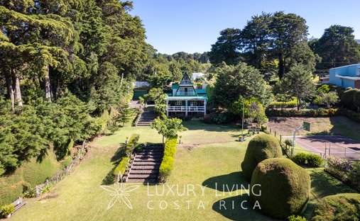 House in San Rafael, Heredia Province, Costa Rica 1