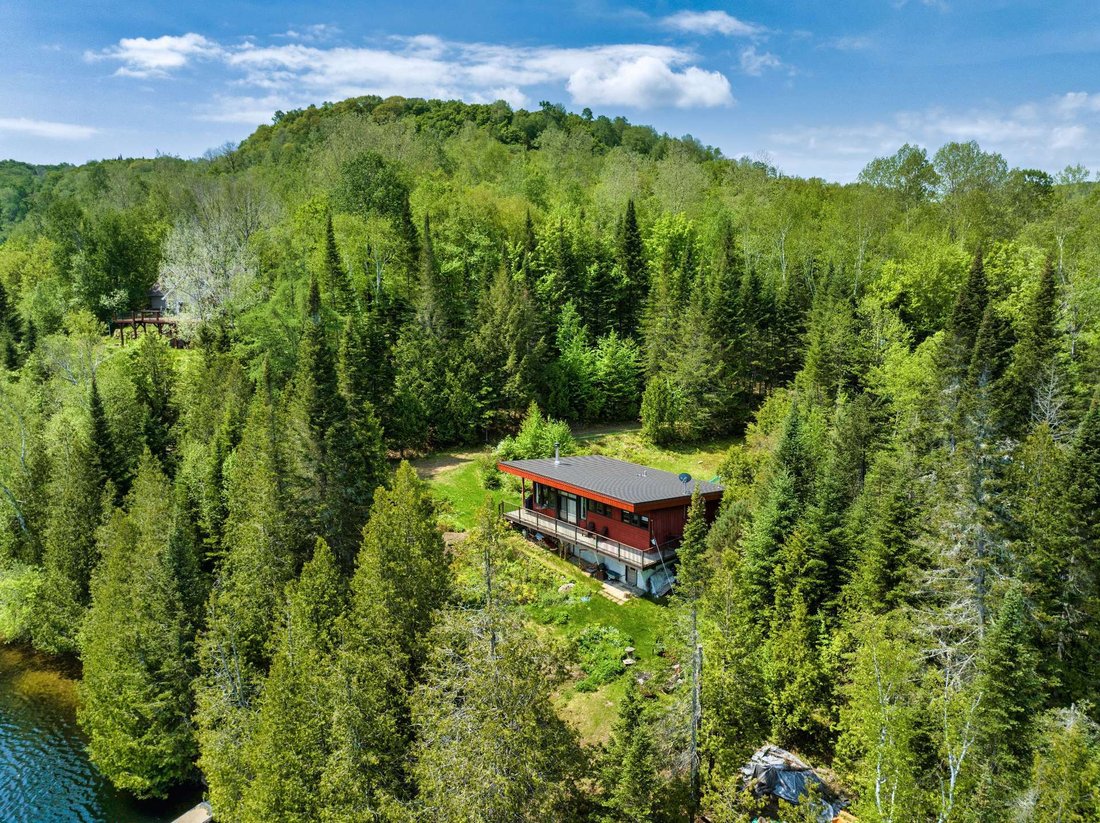 3241 Ch. Des Chênes O. In La Conception, Quebec, Canada For Sale (14114445)