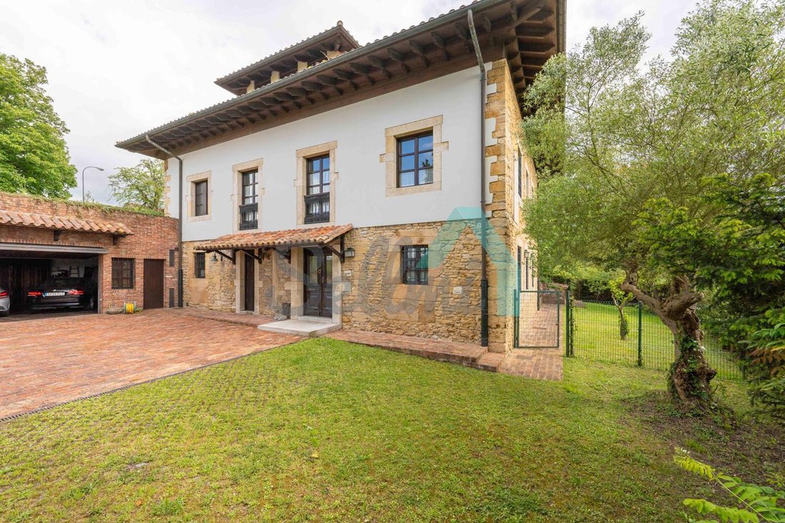 Villa in El Cristo y Buenavista, Oviedo, Spain 5 - 14307264