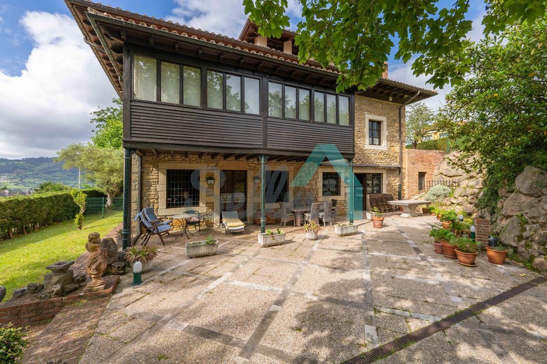 Villa in El Cristo y Buenavista, Oviedo, Spain 4 - 14307264
