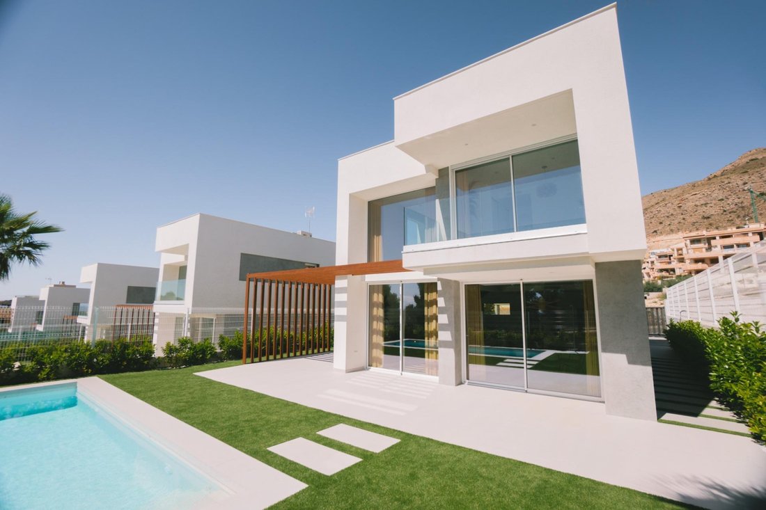 Villa in Finestrat, Valencian Community, Spain 1 - 14309547