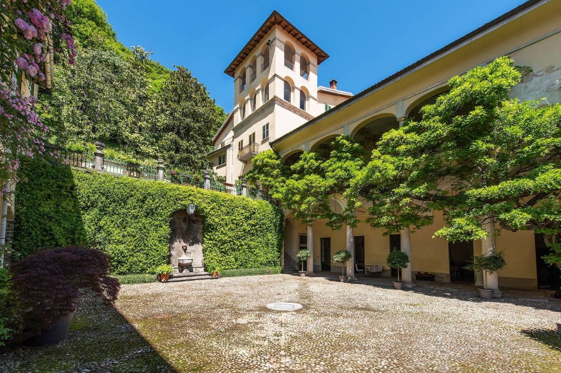 House in Castello Cabiaglio, Lombardy, Italy 1 - 14309251