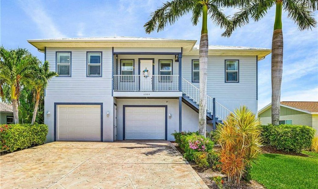 Turnkey Waterfront Home In Matlacha Isles In Cape Coral, Florida