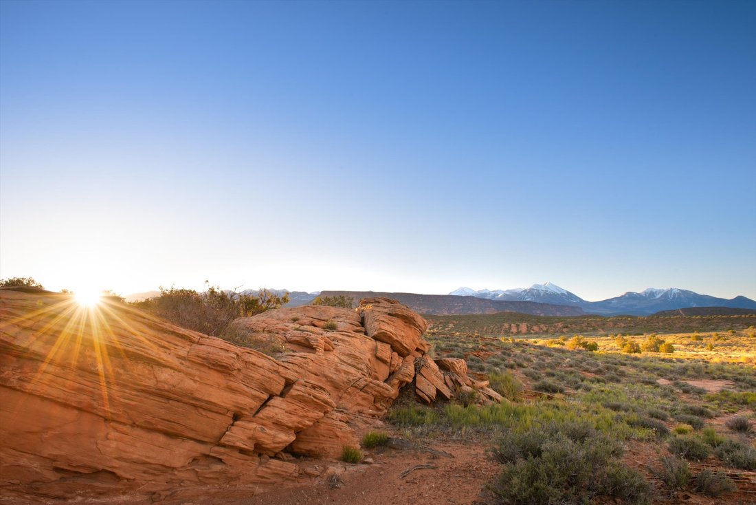 Parcel 4, Cloud Rock, Johnson's Up On Top Mesa In Moab, Utah, United ...