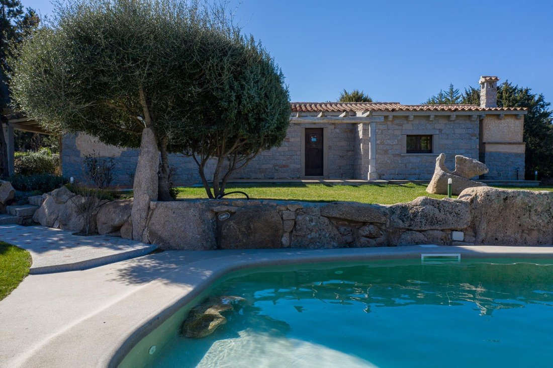 Villa in Marina di Porto Cervo, Porto Cervo, Italy 2 - 11177009