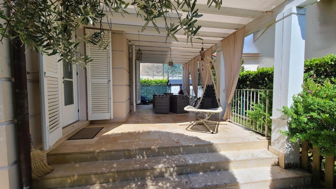 Villa in Pietrasanta, Tuscany, Italy 4 - 14321634
