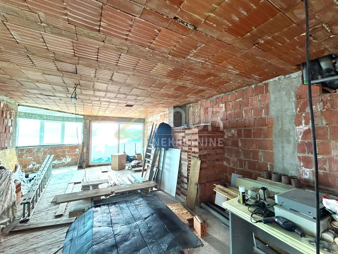 House in Mjesni odbor Grad Trsat, Grad Rijeka, Primorje-Gorski Kotar County 2 - 14315534