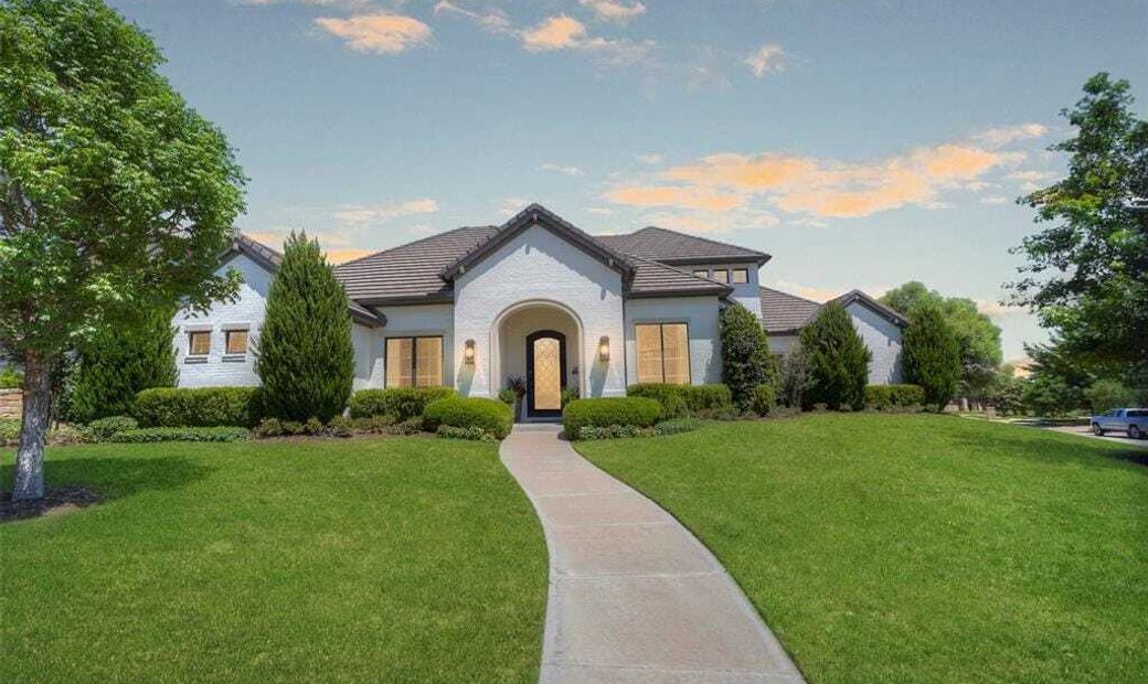 Elegant Stunner In The Heart Of Gated In Fort Worth, Texas, United ...