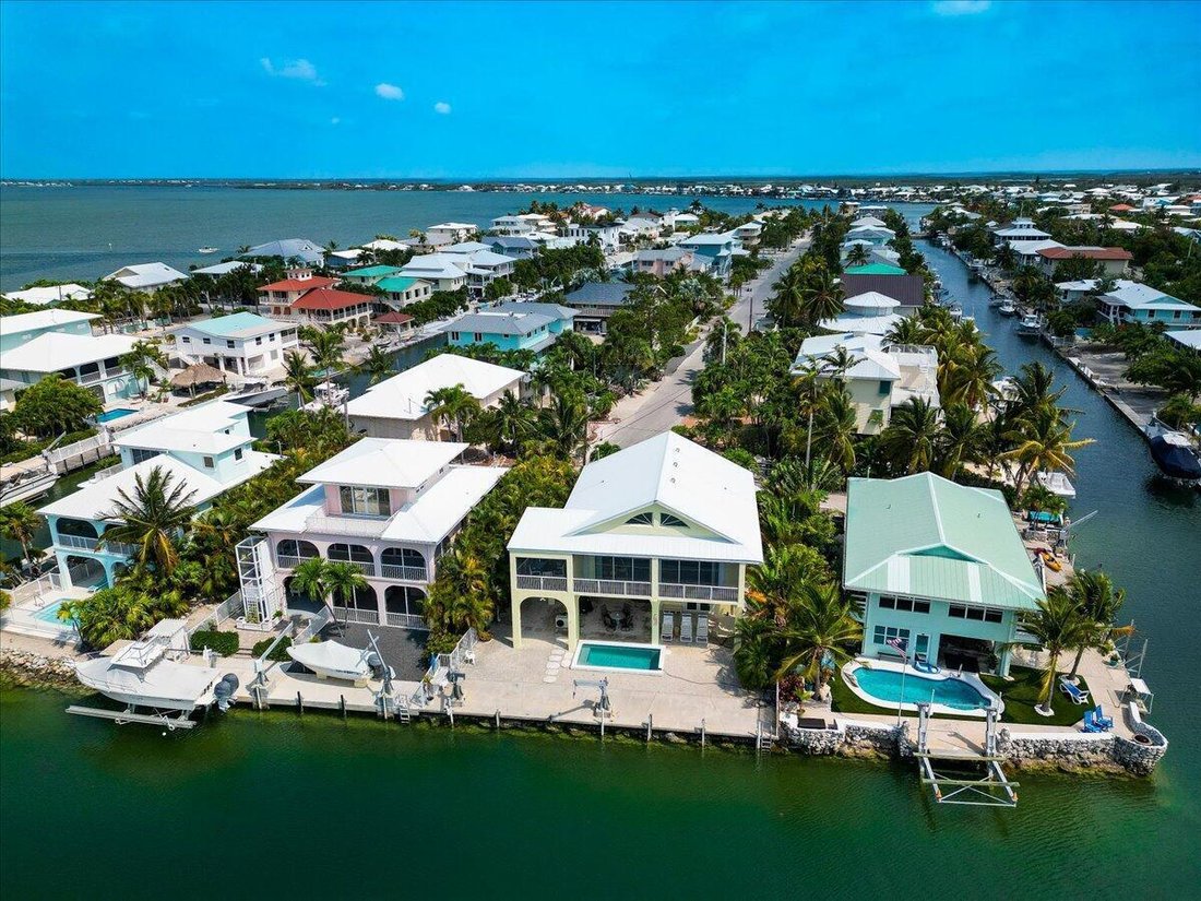 Eccezionale Casa Con Piscina Sul In Big Pine Key, Florida, Stati Uniti ...