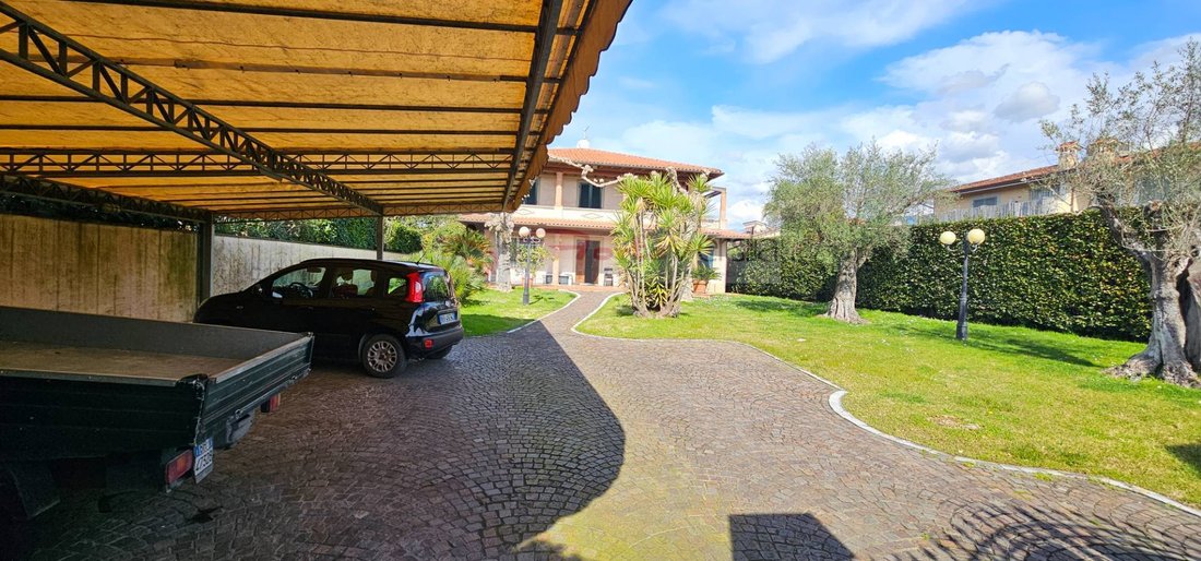 Villa in Center, Forte dei Marmi, Tuscany 3 - 14318237