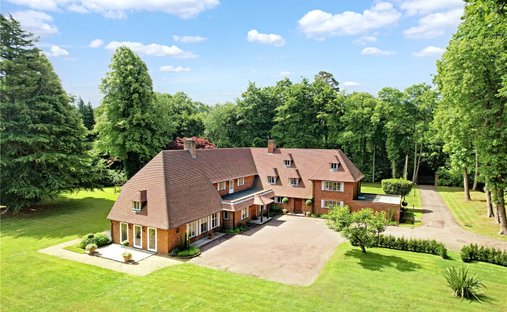 House in Little Chalfont, England 1