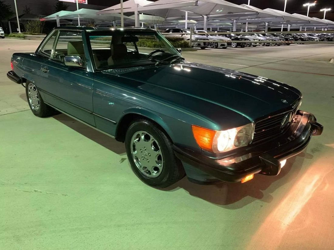 Cabriolet in Dallas, TX, United States 3 - 13824376