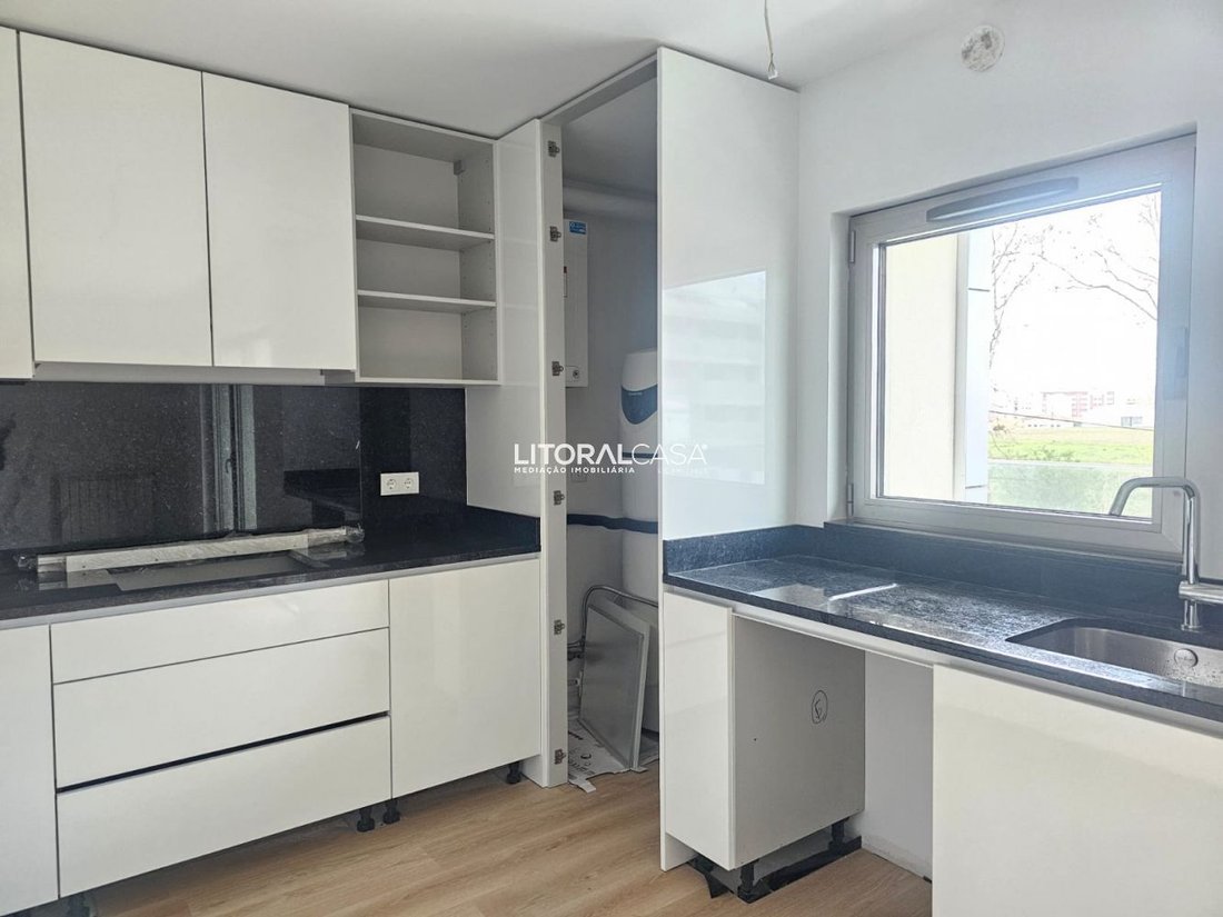 Apartment in Gloria e Vera Cruz, Aveiro District, Portugal 3 - 14314826