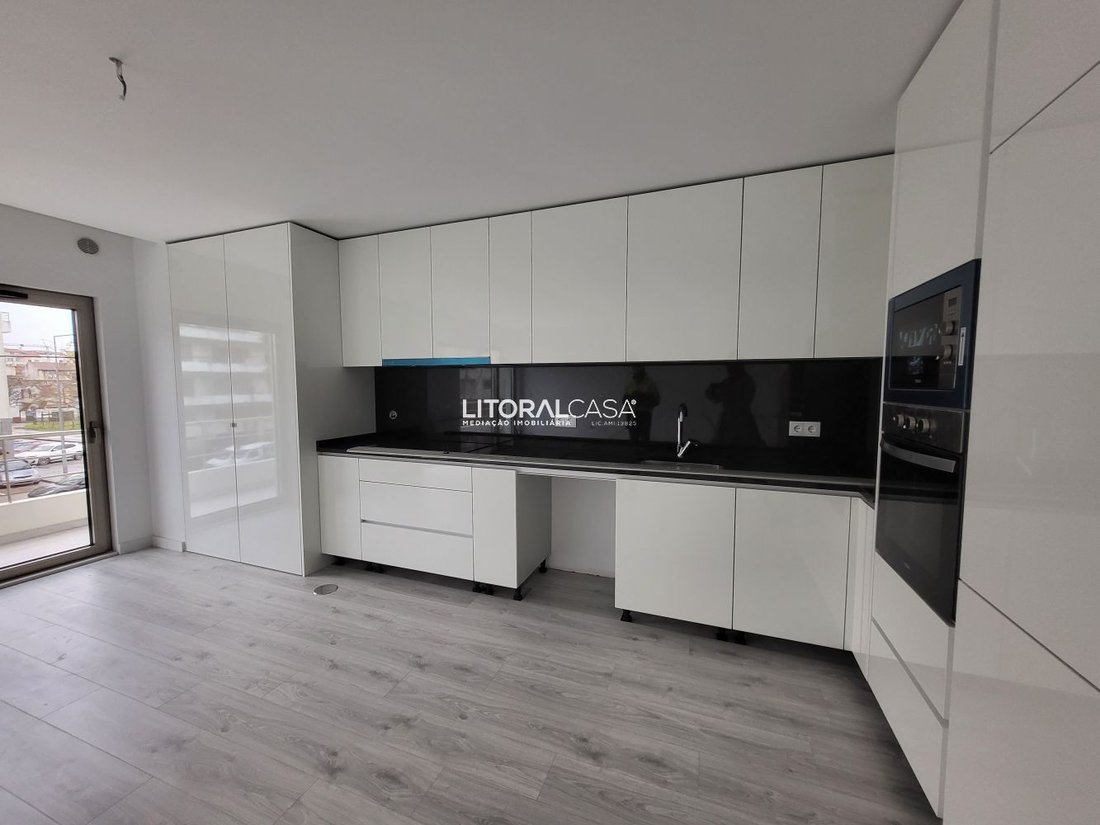Apartment in Gloria e Vera Cruz, Aveiro District, Portugal 4 - 14314826