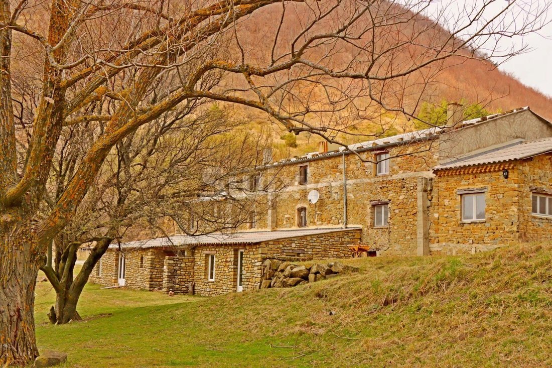 House in Vesc, Auvergne-Rhône-Alpes, France 2 - 14323768