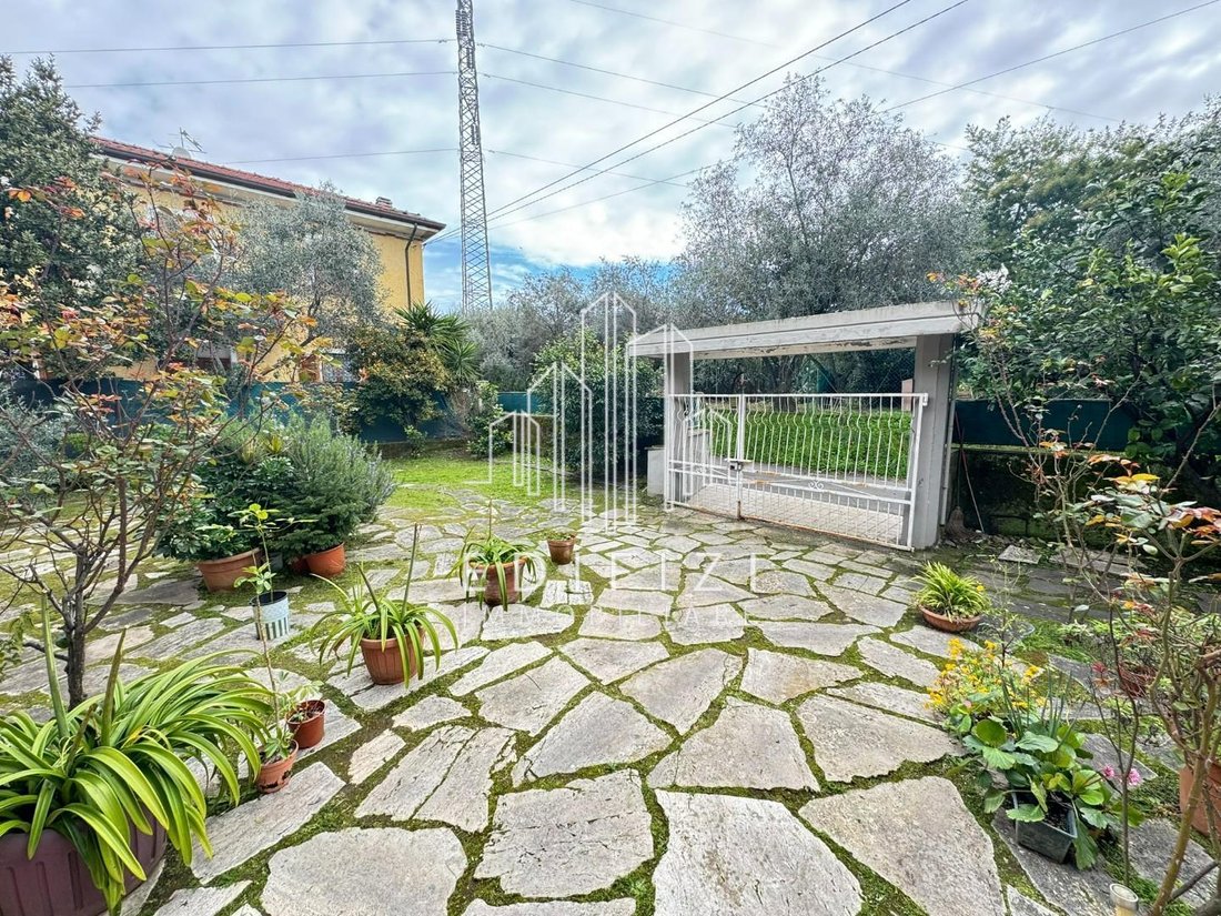 House in Poggioletto - Remola - La Zecca, Massa, Italy 2 - 14317769