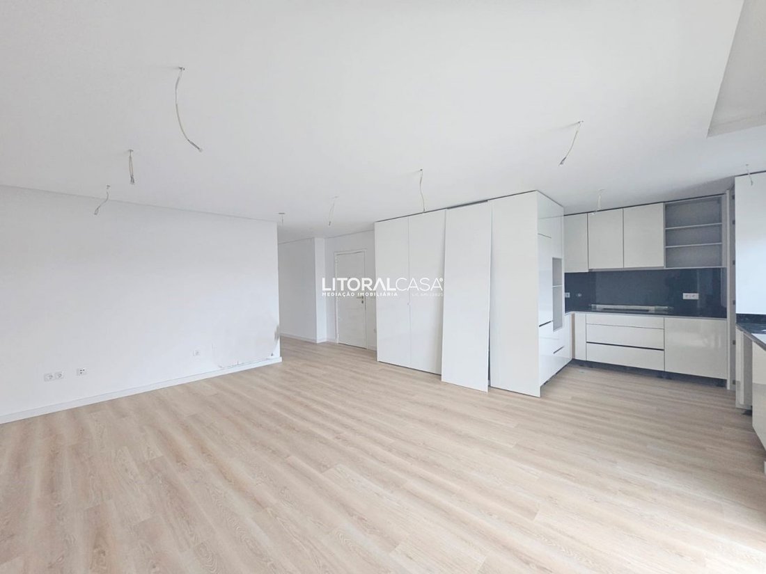 Apartment in Gloria e Vera Cruz, Aveiro District, Portugal 2 - 14314826